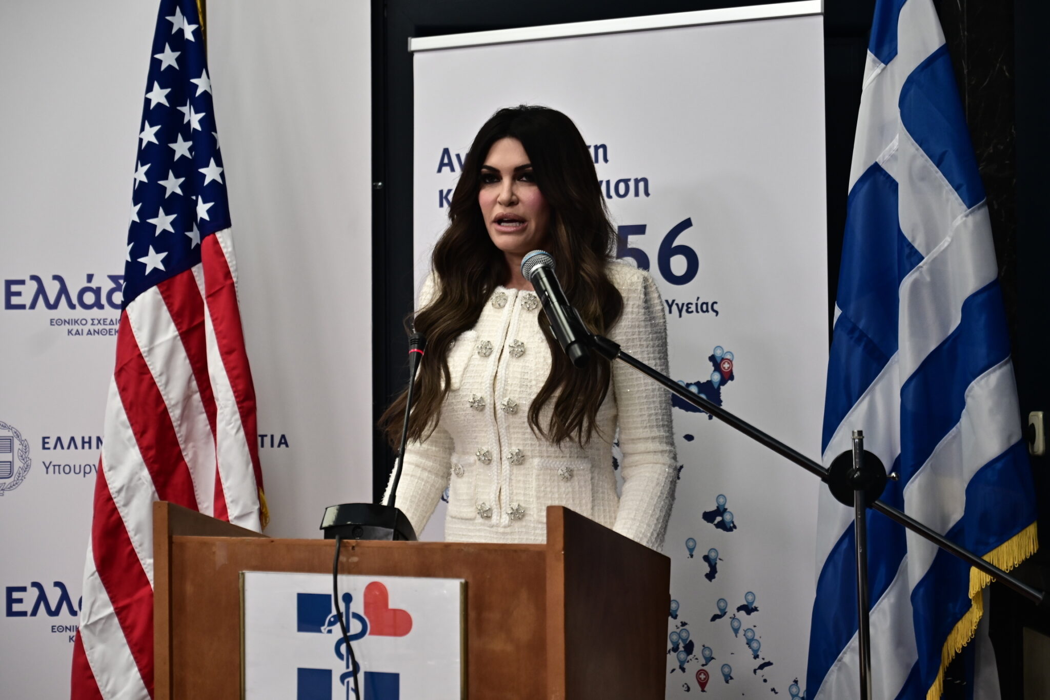 Κίμπερλι Γκίλφόϊλ: Η Ελλάδα αναδεικνύεται σε δυναμικό κέντρο για την ενέργεια, την τεχνολογία και την καινοτομία – Η νέα ανάρτηση της Αμερικανίδας πρέσβη