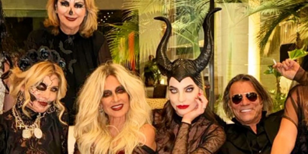 Το Halloween πάρτι των Κούστα: Σέξι Maleficent η Δήμητρα Κούστα, με κορσέ η Άννα Βίσση -Η ανάρτηση Ψινάκη