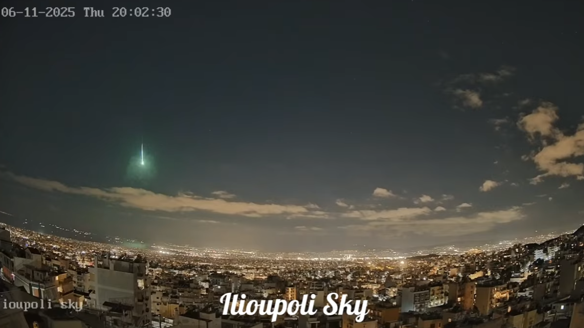 Τι είναι το μετέωρο – Η «βολίδα» που έσκισε τον αττικό ουρανό (βίντεο)