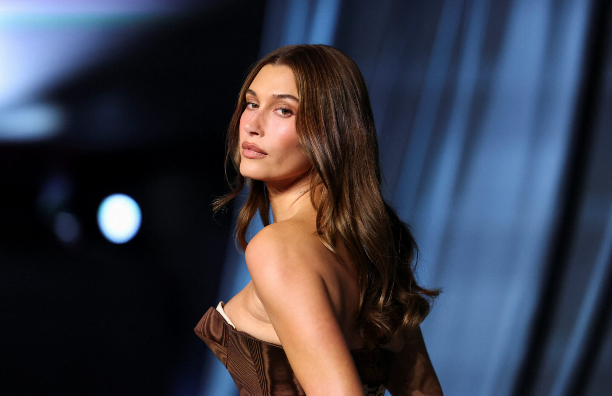 Χέιλι Μπίμπερ: Εντυπωσιάζει με το νέο της μπικίνι – Η αντίδραση του Τζάστιν Μπίμπερ (φωτογραφίες)