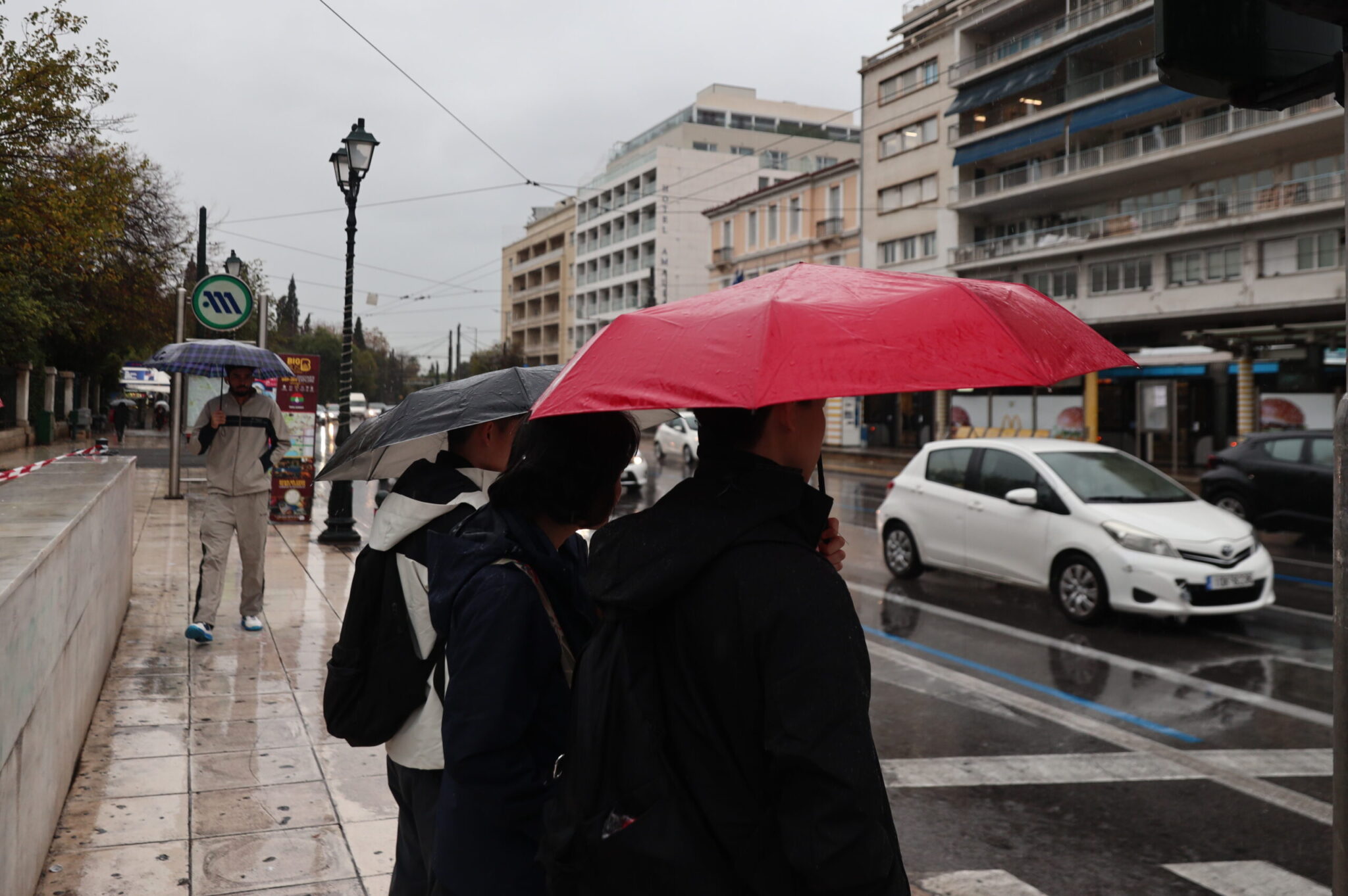 Καιρός: Με βροχές και καταιγίδες τα κάλαντα σε πολλές περιοχές της χώρας – Η πρόβλεψη για τα Χριστούγεννα