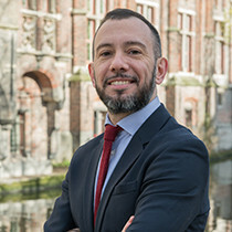 Τσεζάρε Τζεγκρέττι, συνδιευθυντής του γραφείου εκτελεστικής εκπαίδευσης και έργων του College of Europe