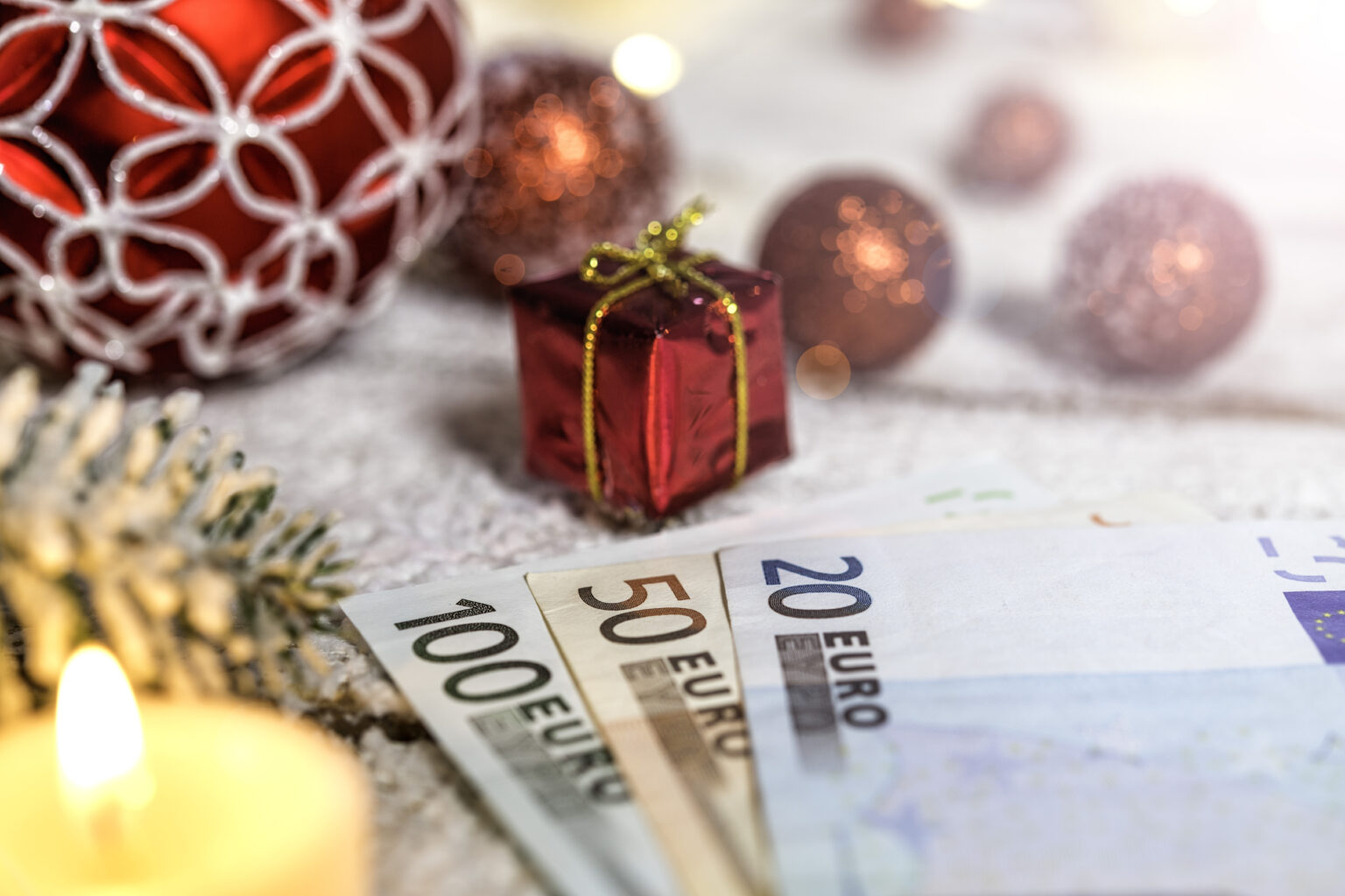 Δώρο Χριστουγέννων: Νωρίτερα η πληρωμή φέτος – Ο λόγος