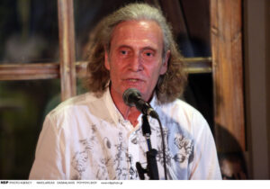 27-06-2016 Μαρούσι-Theatrale.Παρουσίαση βιβλίου Αλμπέρτο Εσκενάζη.Αλμπέρτο Εσκενάζη Αλμπέρτο Εσκενάζη