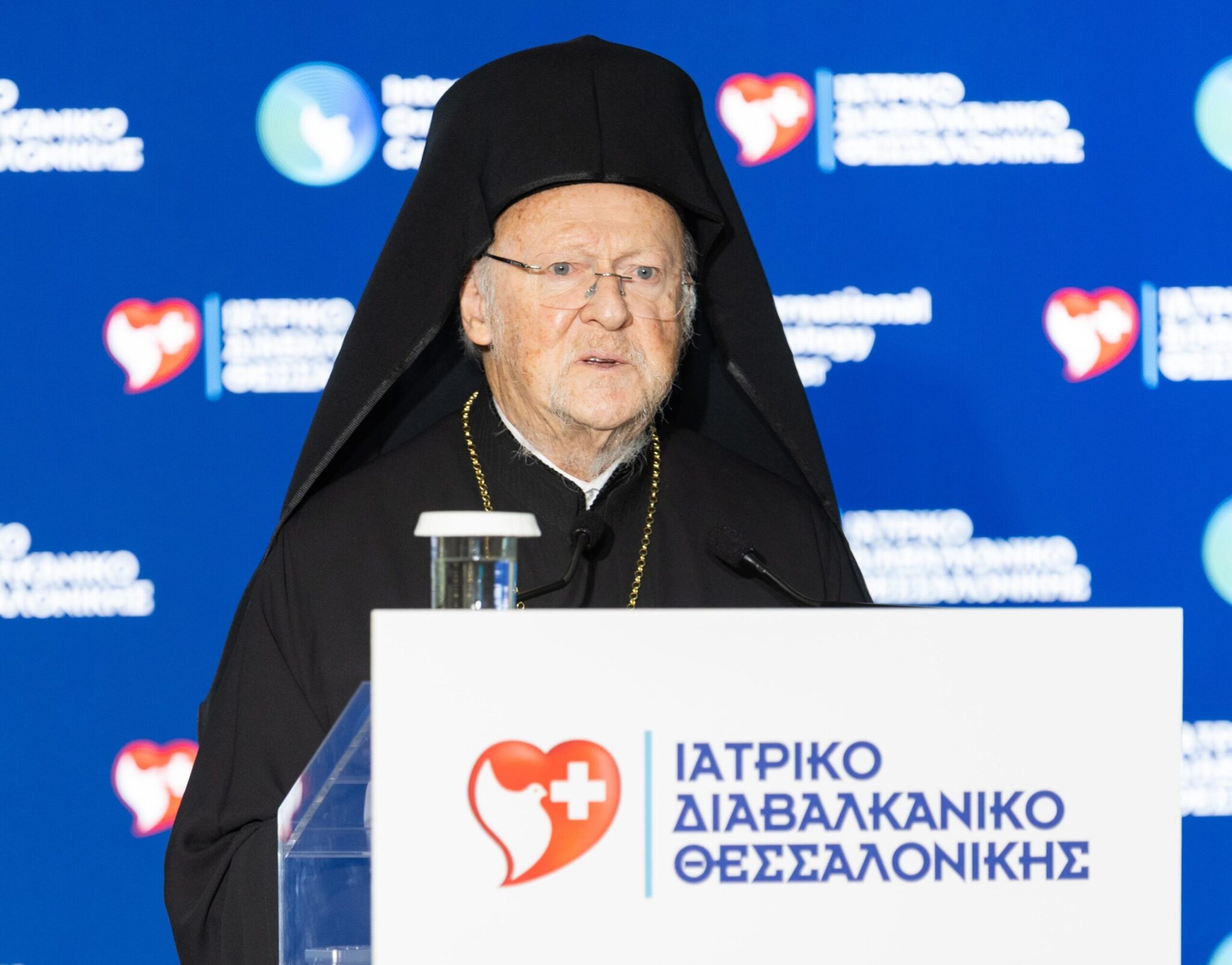 Ιατρικό Διαβαλκανικό Θεσσαλονίκης: Συγκίνηση και λαμπρότητα στα Θυρανοίξια του Ιερού Παρεκκλησίου Αγ. Γεωργίου από τον Οικουμενικό Πατριάρχη κ.κ. Βαρθολομαίο