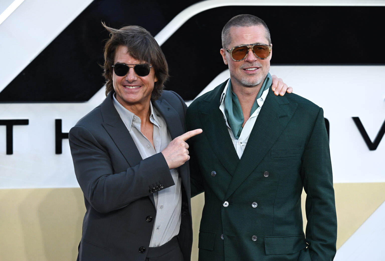 Το AI σοκάρει το Χόλιγουντ: To βίντεο με τον Τομ Κρουζ και τον Μπραντ Πιτ να παλεύουν σε μία ταράτσα που γίνεται αιτία πολέμου στη Μέκκα του κινηματογράφου