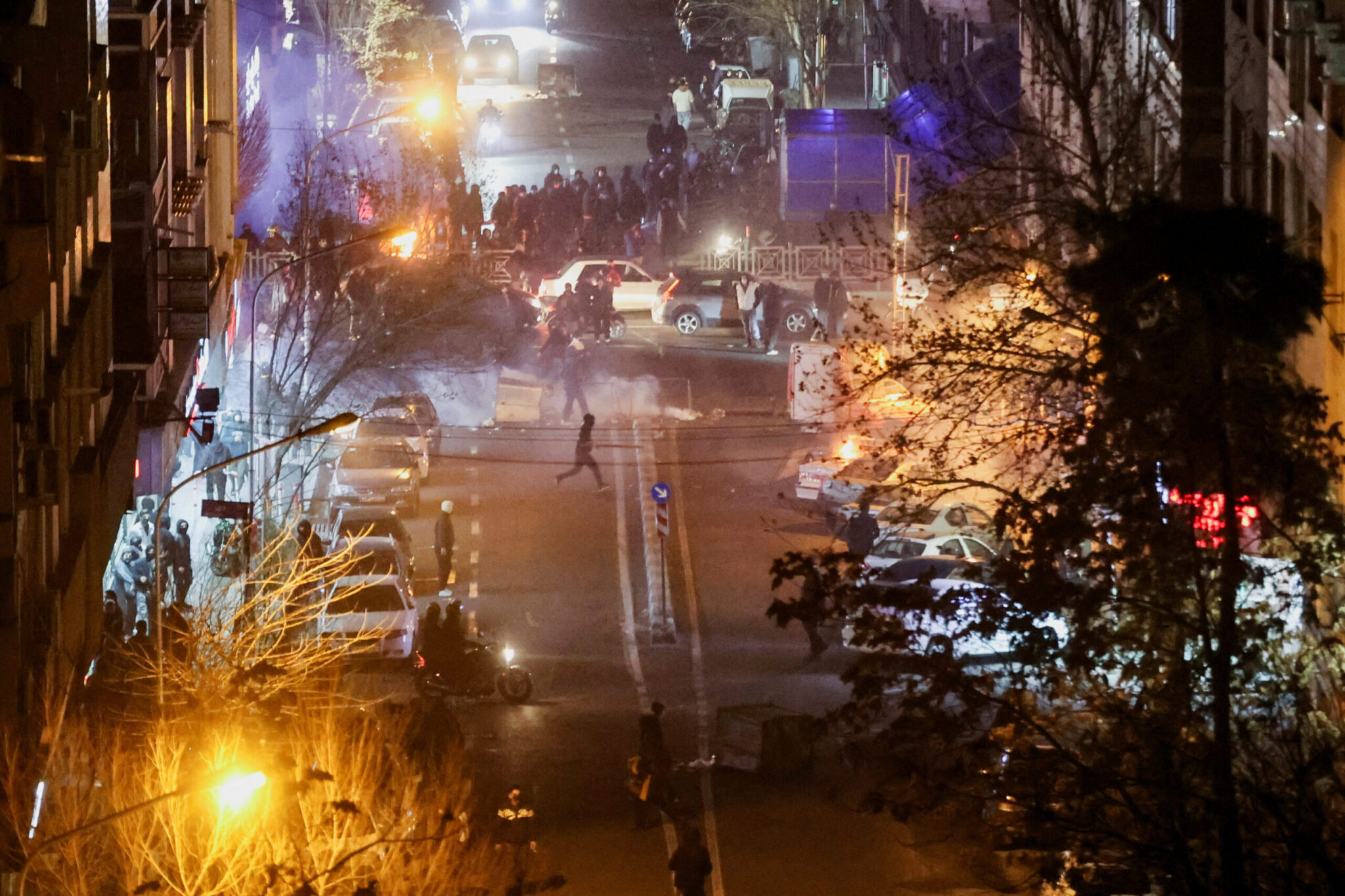 Ιράν: 15 εκτελέσεις κρατουμένων μέσα στο τελευταίο 24ωρο – Καταιγισμός από βίντεο ντοκουμέντα και φωτογραφίες που παραπέμπουν σε αιματοκύλισμα