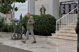 Credits: onlarissa.gr - Δίκη για τα βίντεο στα Τέμπη