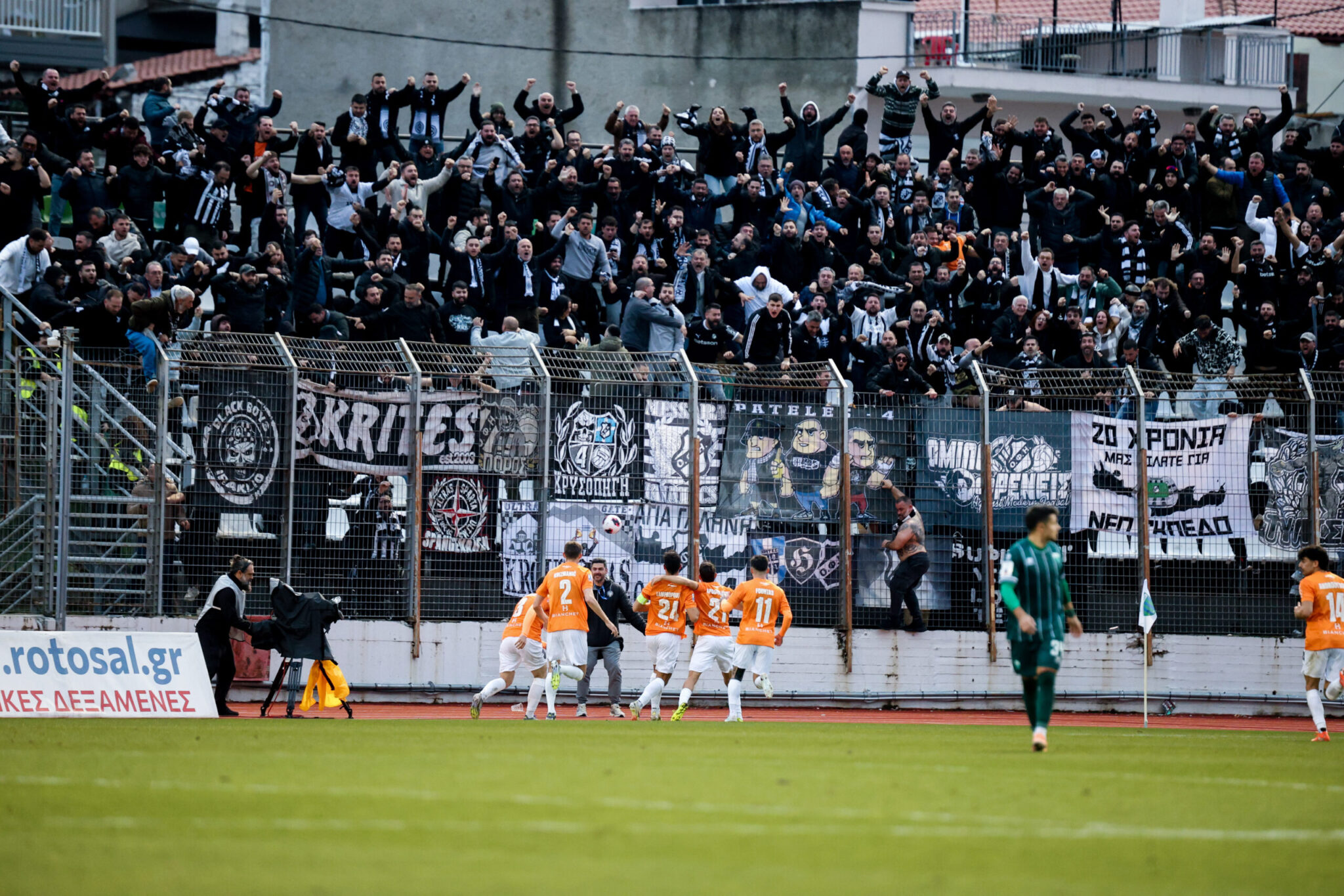 ΟΦΗ ο τρομερός άλωσε 0-1 την Λειβαδιά και πήγε παλικαρίσια στον τελικό με επιστημονική άμυνα (Εικόνες, Βίντεο)