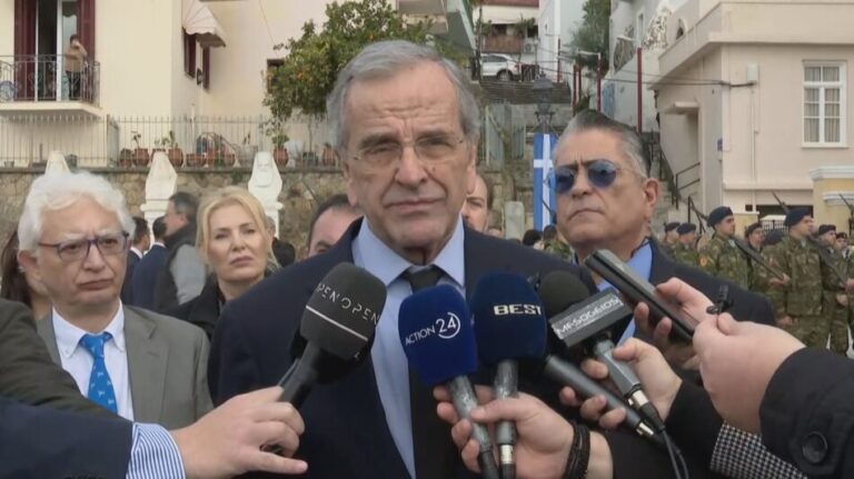 Σαμαράς: «Η Καλαμάτα υποδέχεται και τιμά τον Κώστα Καραμανλή – Ο πατριωτισμός ενώνει, δεν διαιρεί» (βίντεο)