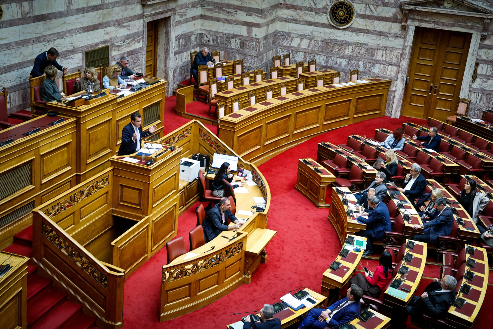 «Τα σύνορα φυλάσσονται» το μήνυμα Πλεύρη – «Ντροπιάζετε την πατρίδα» με φουλ επίθεση από Φάμελλο 