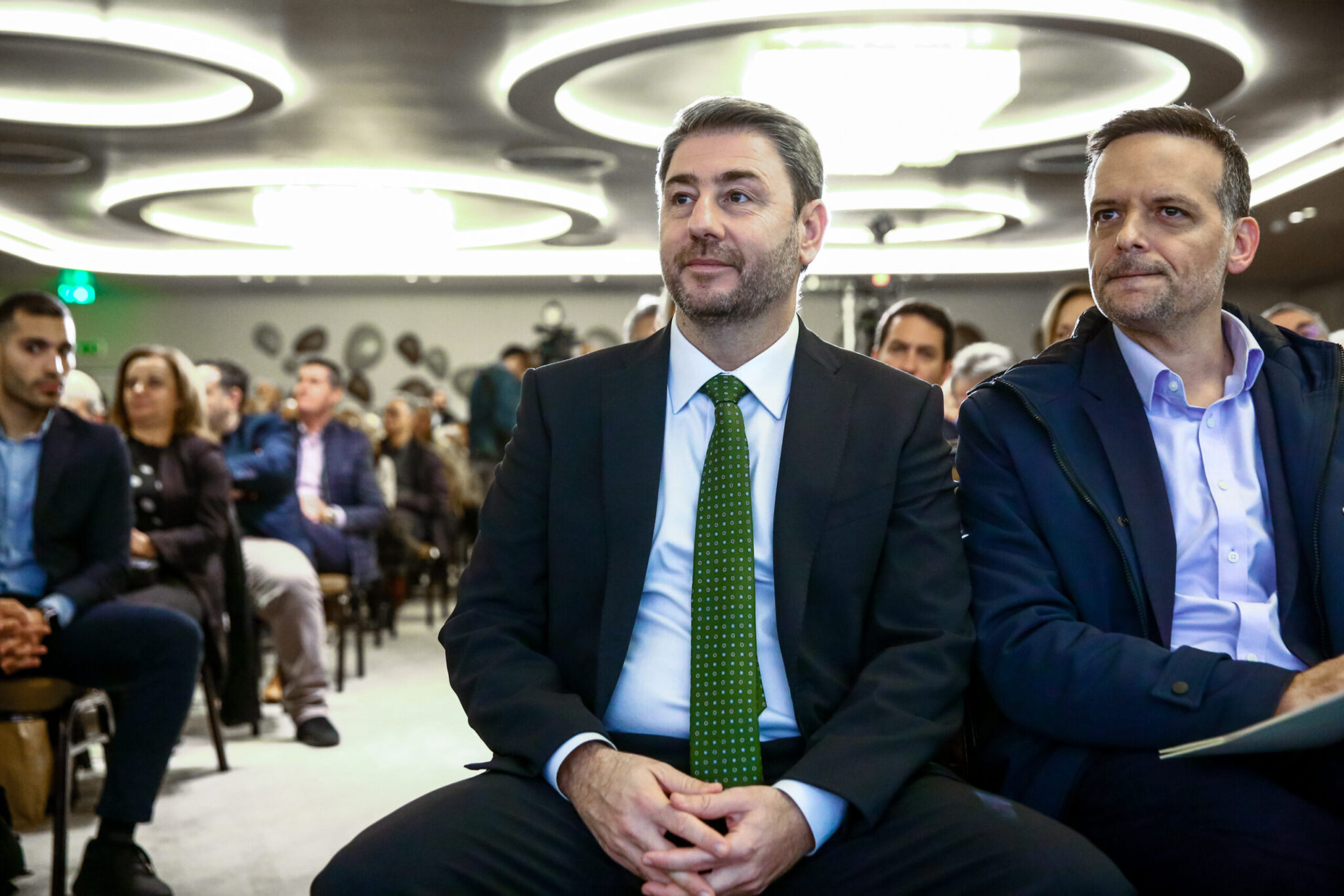 ΠΑΣΟΚ: Βγήκαν τα «μαχαίρια» για τον τρόπο επιλογής των συνέδρων – Πέρασε η πρόταση Ανδρουλάκη – Τι καταγγέλει ο Δούκας