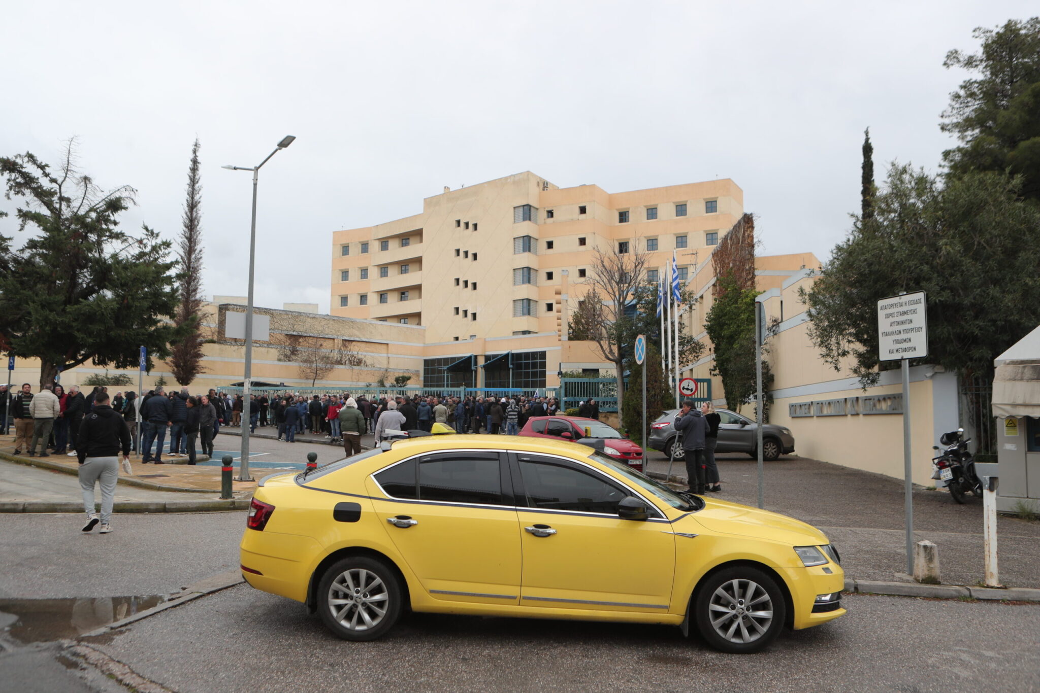 Συνελήφθη οδηγός ταξί – Είχε βάλει παράνομα διπλή ταρίφα 56 φορές μέρα μεσημέρι