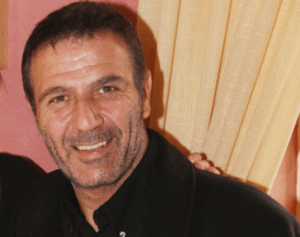 Νίκος Σεργιανόπουλος: Γραφολογικό πόρισμα στην υπόθεση Chain of Hope φέρνει νέα φάση στη δικαστική έρευνα για μια πλαστή διαθήκη και την περιουσία του ετεροθαλή αδελφού του