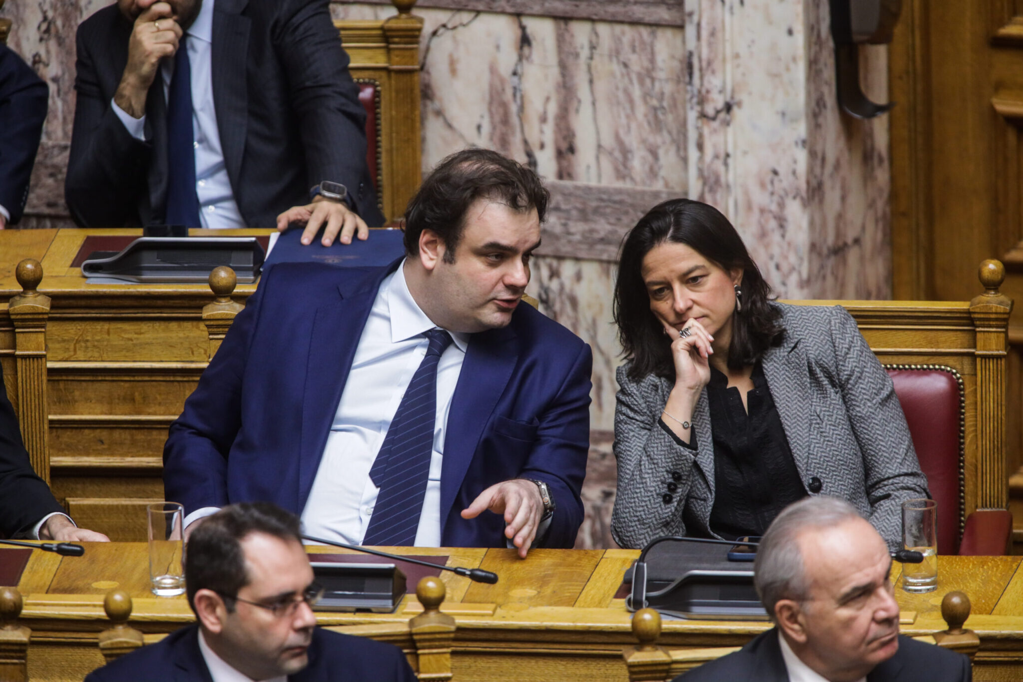 Αύξηση κατώτατου μισθού: Την Πέμπτη η ανακοίνωση – Το ιστορικό αυξήσεων, το πλέγμα μέτρων για ενίσχυση εισοδήματος