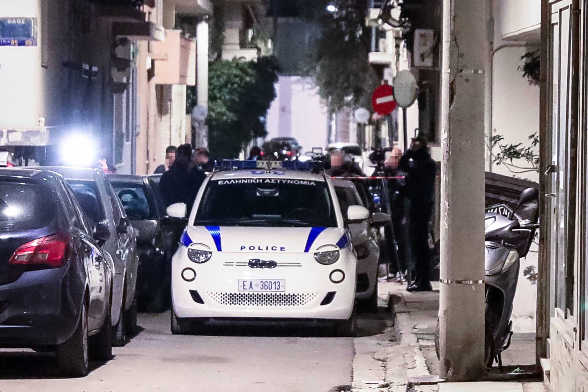 Θεσσαλονίκη: Αστυνομικοί έσωσαν 34χρονη – Ο σύντροφός της την ξυλοκοπούσε άγρια (Βίντεο)