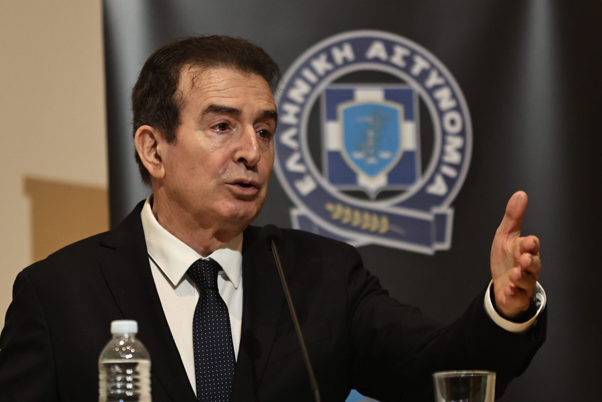 Μιχάλης Χρυσοχοΐδης: «Υπάρχουν ύποπτοι για σχέσεις με το Ιράν στην Ελλάδα που παρακολουθούνται» (βίντεο)