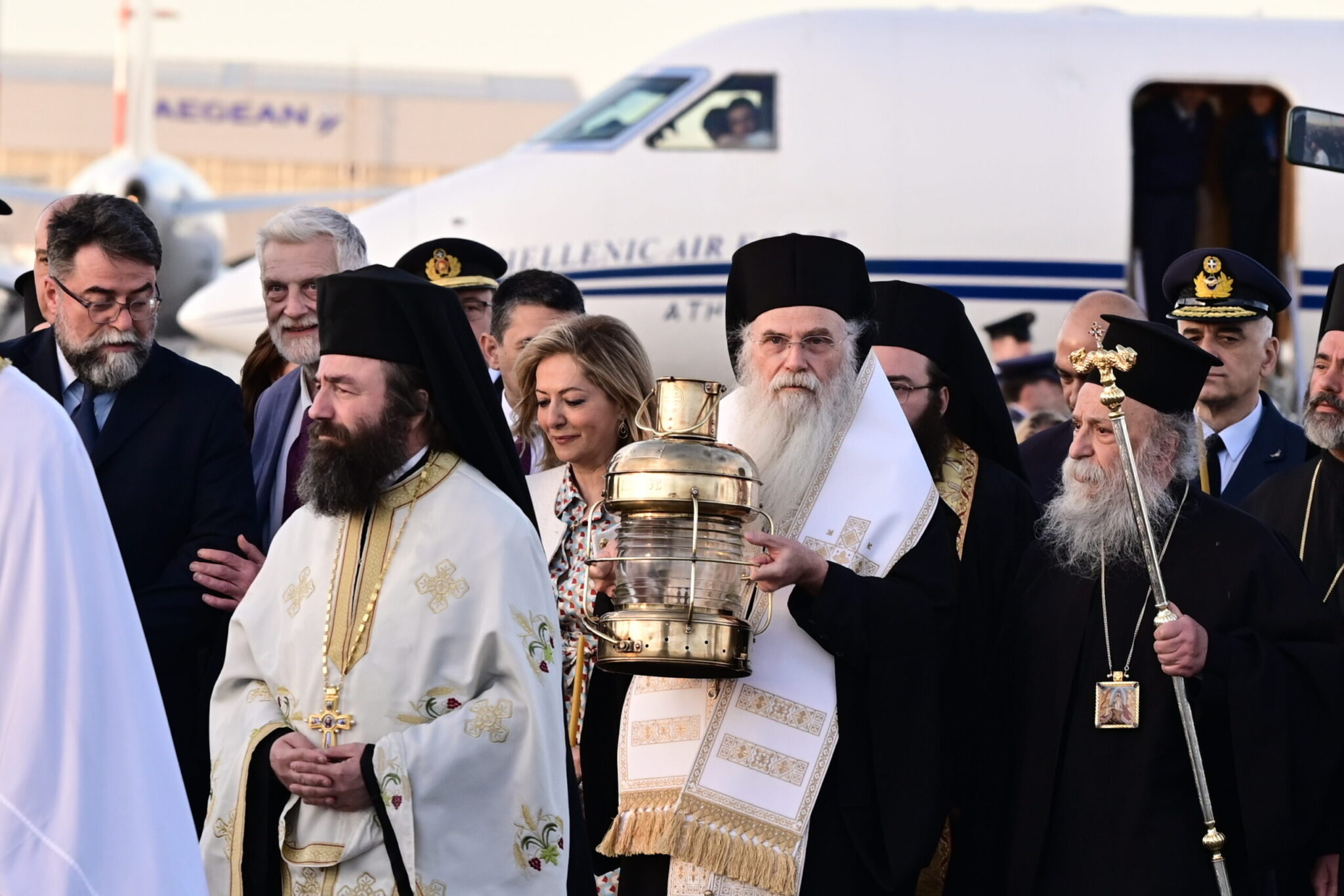 Αγωνία για το Άγιος Φως λόγω πολέμου: Πώς θα πραγματοποιηθεί η μεταφορά από τα Ιεροσόλυμα