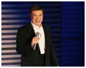 29-11-2007 Θέατρο Δανδουλάκη-Πρεμιέρα "Παρακαλώ...ας μείνει μεταξύ μας". Γιώργος Μαρίνος Πρεμιέρα για το πολυαναμενόμενο θεατρικό έργο των Ρήγα-Αποστόλου "Παρακαλώ...ας μείνει μεταξύ μας",μία κωμωδία για τα παρασκήνια του θεάτρου και της ζωής.Πρωταγωνιστούν οι Κάτια Δανδουλάκη,Κατιάνα Μπαλανίκα,Γιώργος Μαρίνος,Κώστας Σπυρόπουλος και Αλέξανδρος Μπουρδούμης. Φωτογράφος: NDPPHOTO / NDP PHOTO