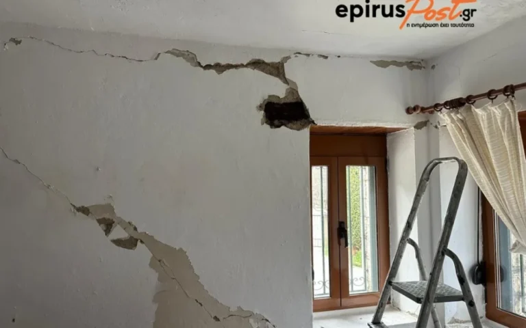 Σοβαρά προβλήματα σε σπίτια και εκκλησίες σε Ιωάννινα και Θεσπρωτία από τον σεισμό των 5,3 Ρίχτερ – 45 μετασεισμοί σε 8 ώρες (Εικόνες)