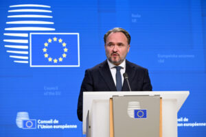 ο επίτροπος ενέργειας Νταν Γιόργκενσεν πηγή european commission