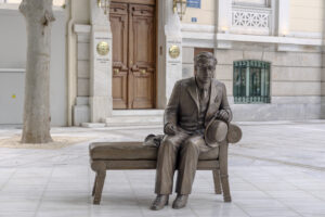 ©Stelios Tzetzias