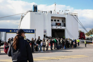 Στιγμιότυπο από το λιμάνι του Πειραιά το πρωί της Μεγάλης Πέμπτης 9 Απριλίου 2026. (ΔΑΝΑΗ ΔΑΥΛΟΠΟΥΛΟΥ/EUROKINISSI)