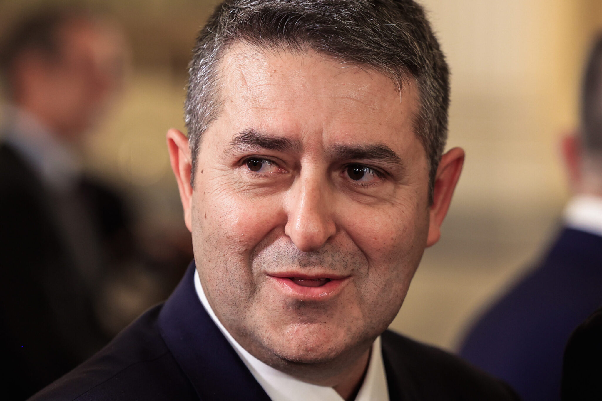 «Δράσαμε γρήγορα, έχουμε δέκα μέρες αγωνίας», δηλώνει ο γιατρός που χειρούργησε τον Γιώργο Μυλωνάκη (Βίντεο)