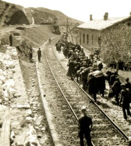 Λίνα Μενδώνη: Σταθμός Καρυάς, τόπος μνήμης, ιστορικής αλήθειας και ανθρώπινης αξιοπρέπειας