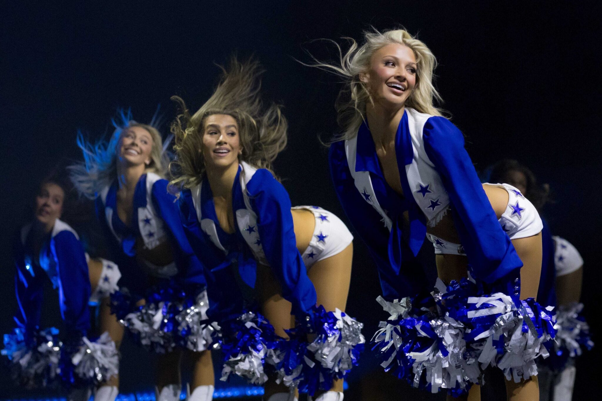 Οι τσιρλίντερ των Dallas Cowboys επέλεξαν τη Μύκονο για τις διακοπές τους – «Αν χαθούμε, επιστρέψτε μας εδώ»(εικόνες)