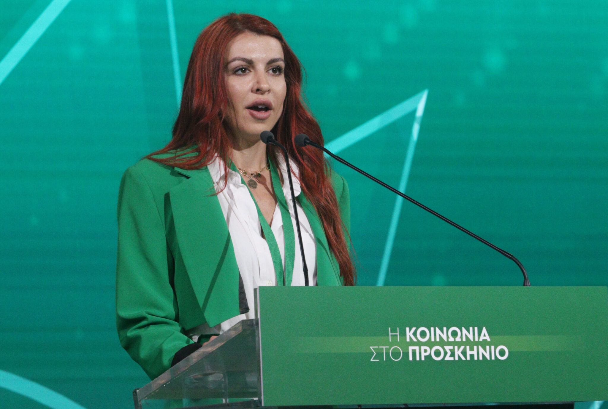 Βάσια Αναστασίου: Ατυχής διατύπωση το «να λουστεί ο Τσίπρας κάνα δυο φορές γιατί έχει βάψει το μαλλί»