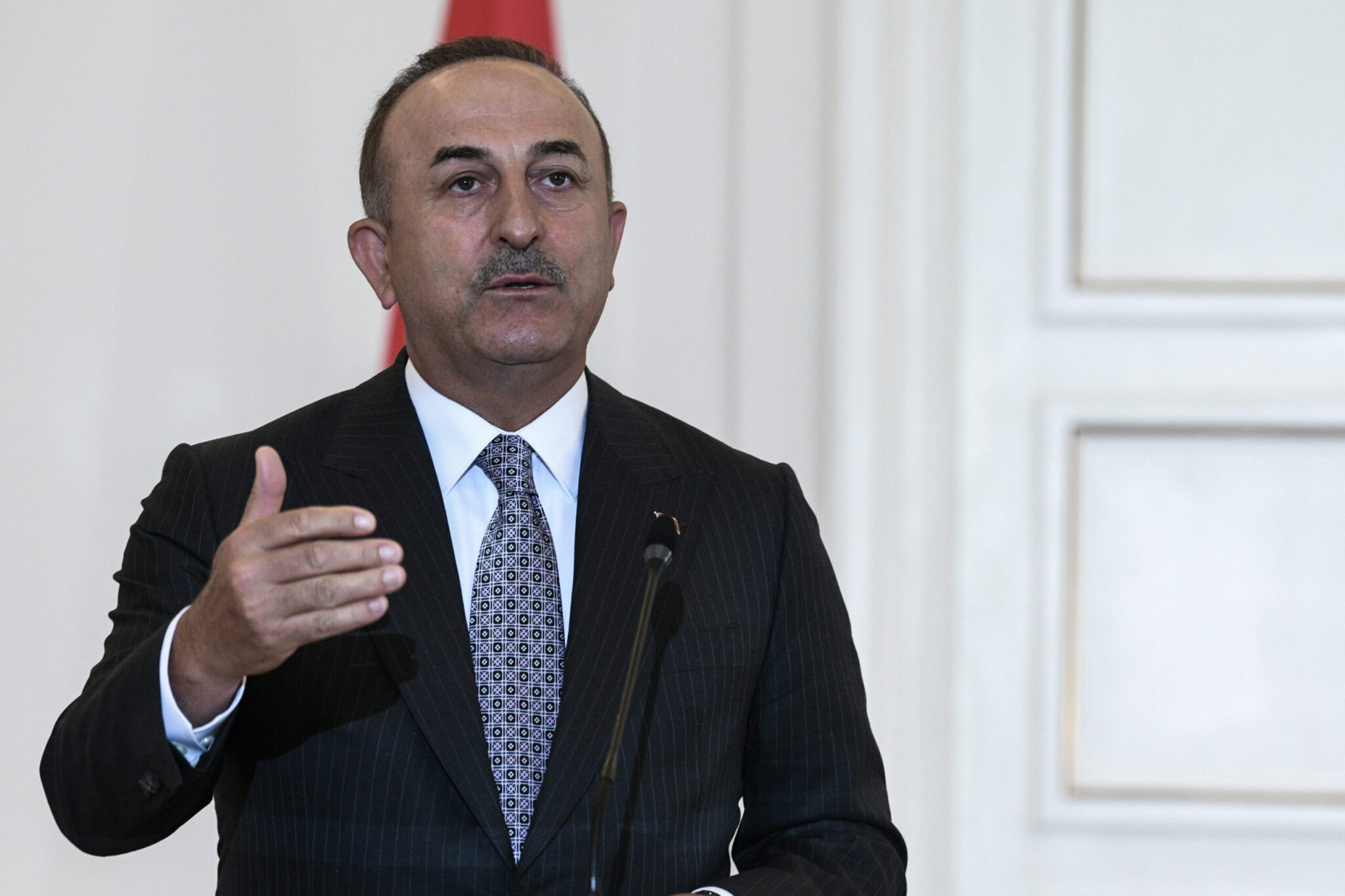 Μεβλούτ Τσαβούσογλου: Νεκρός από πυροβολισμούς ο αδελφός του πρώην υπουργού Εξωτερικών της Τουρκίας