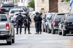 Φωτο αρχείου - Περιστατικό με πυροβολισμούς και αποτέλεσμα νεκρούς και τραυματίες σημειώθηκε στα Βορίζια Ηρακλείου Κρήτης έπειτα από έκρηξη βόμβας το προηγούμενο βράδυ σε υπό κατασκευή σπίτι. Σάββατο 1 Νοεμβρίου 2025 (ΣΤΕΦΑΝΟΣ ΡΑΠΑΝΗΣ / EUROKINISSI)