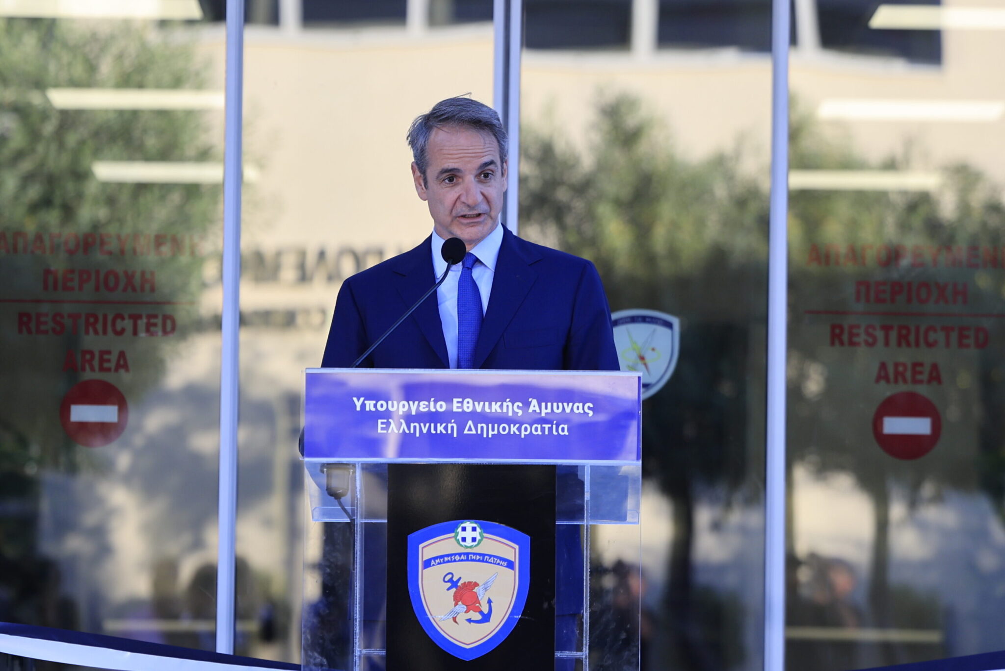 Μητσοτάκης από το Υπουργείο Εθνικής Άμυνας: Η πατρίδα μας εξελίσεται, καινοτομεί και θωρακίζεται απέναντι σε παλιούς αλλά και νέους κινδύνους