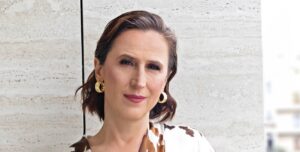 Η Γιούλη Τσαγκαράκη.