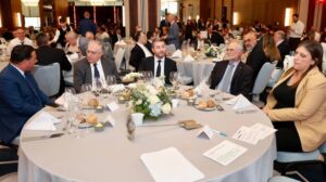Τι απαντά ο Γεωργιάδης για τη φωτογραφία με Νίκο Ανδρουλάκη και Ζωή Κωνσταντοπούλου