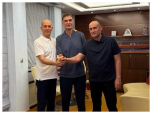 Credits: Olympiacos BC - Γιώργος Μπαρτζώκας - Παναγιώτης και Γιώργος Αγγελόπουλος