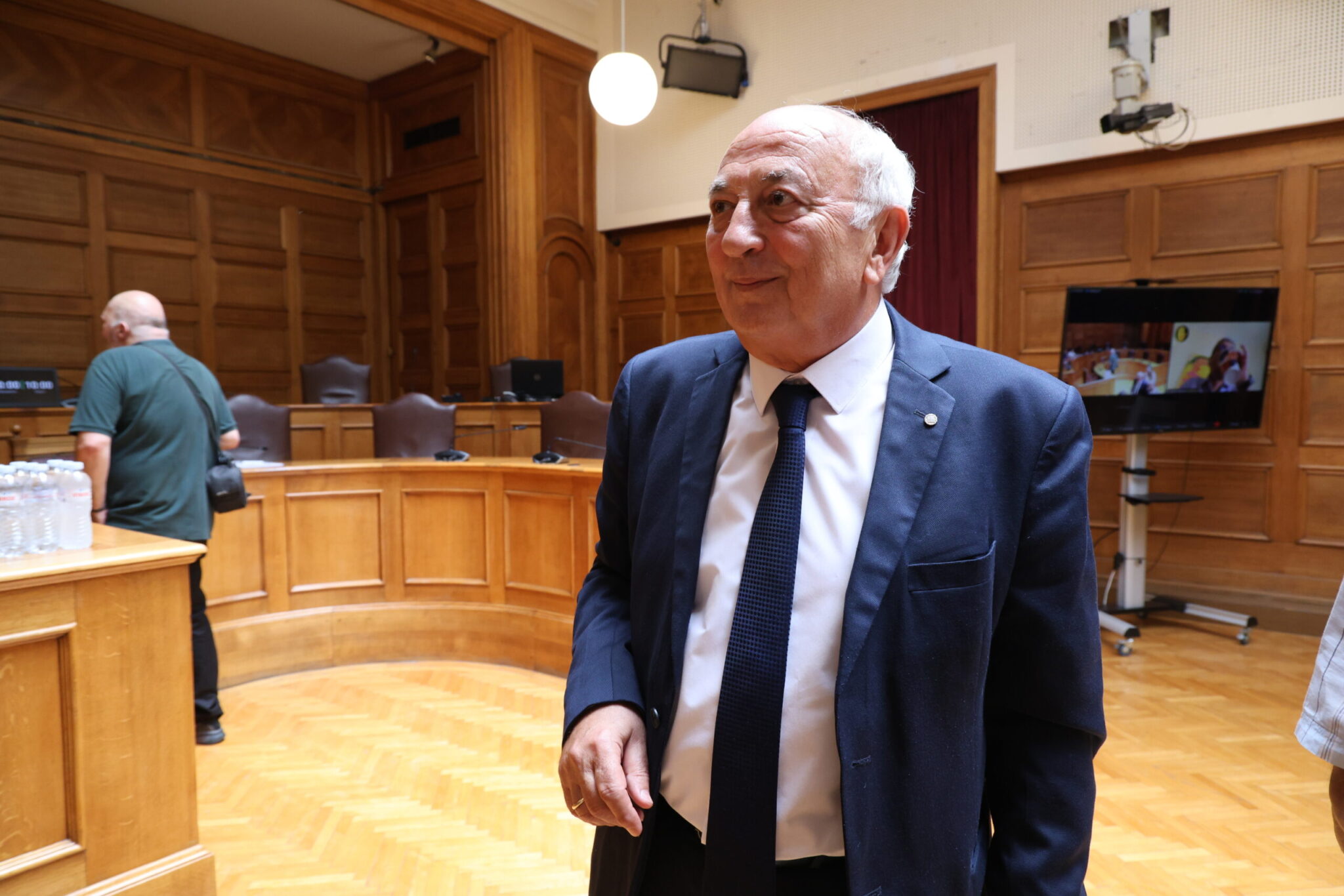 ΣΥΡΙΖΑ: Νέος γραμματέας της ΚΟ ο Αμανατίδης, μόλις 7 βουλευτές στη συνεδρίαση, απείχε ο Φάμελλος καταγγέλλοντας «απαράδεκτη μεθόδευση» και εκλογή προέδρου Σάββατο πρωί