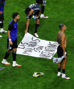 REUTERS/Carlos Barria REFILE
