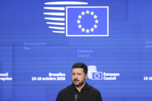 Ο Ζελένσκι κατά τη συνέντευξη Τύπου στο περιθώριο της Συνόδου Κορυφής στις Βρυξέλλες - Πηγή ΕΕ