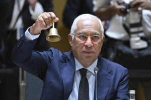 Ο πρόεδρος του Ευρωπαϊκού Συμβουλίου, Αντόνιο Κόστα, κηρύσσει την έναρξη της Συνόδου Κορυφής της ΕΕ στις Βρυξέλλες. - Πηγή Ευρωπαϊκή Ενωση
