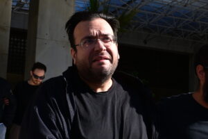 Μεταγωγή απο τη ΓΑΔΑ στα δικαστήρια και στον εισαγγελέα των συληφθέντων που κατηγορούνται για κακουργηματική απάτη σε βάρος του Δημοσίου. Τετάρτη 7 Οκτωβρίου 2026. (ΤΑΤΙΑΝΑ ΜΠΟΛΑΡΗ / EUROKINISSI)