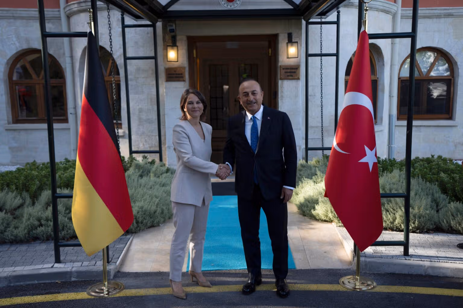 Για να μην έχουμε μάταιες προσδοκίες από τους Γερμανούς