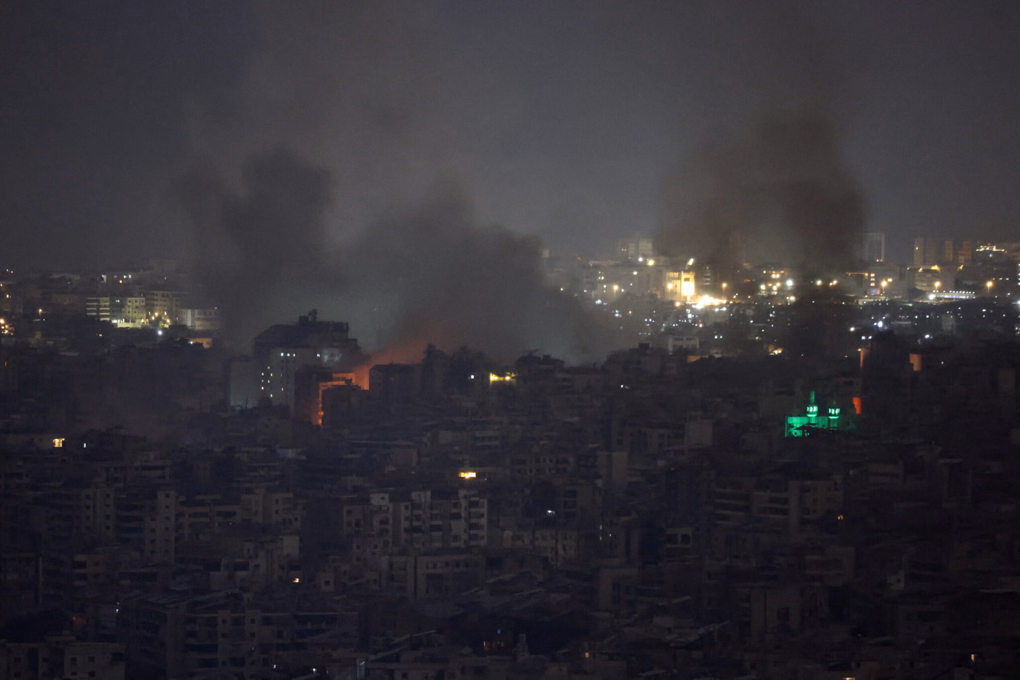 «Αόρατα» βομβαρδιστικά B-2 σηκώθηκαν για αποστολή στο Ιράν, ενώ η Τεχεράνη χτυπά με drones Μπαχρέιν και Κουβέιτ